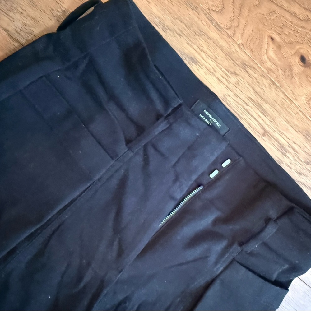 Banana Republic Women’s Black Chino NWT